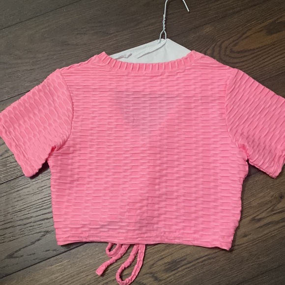 Amazon crop top, pink, size XS - Picture 2 of 2